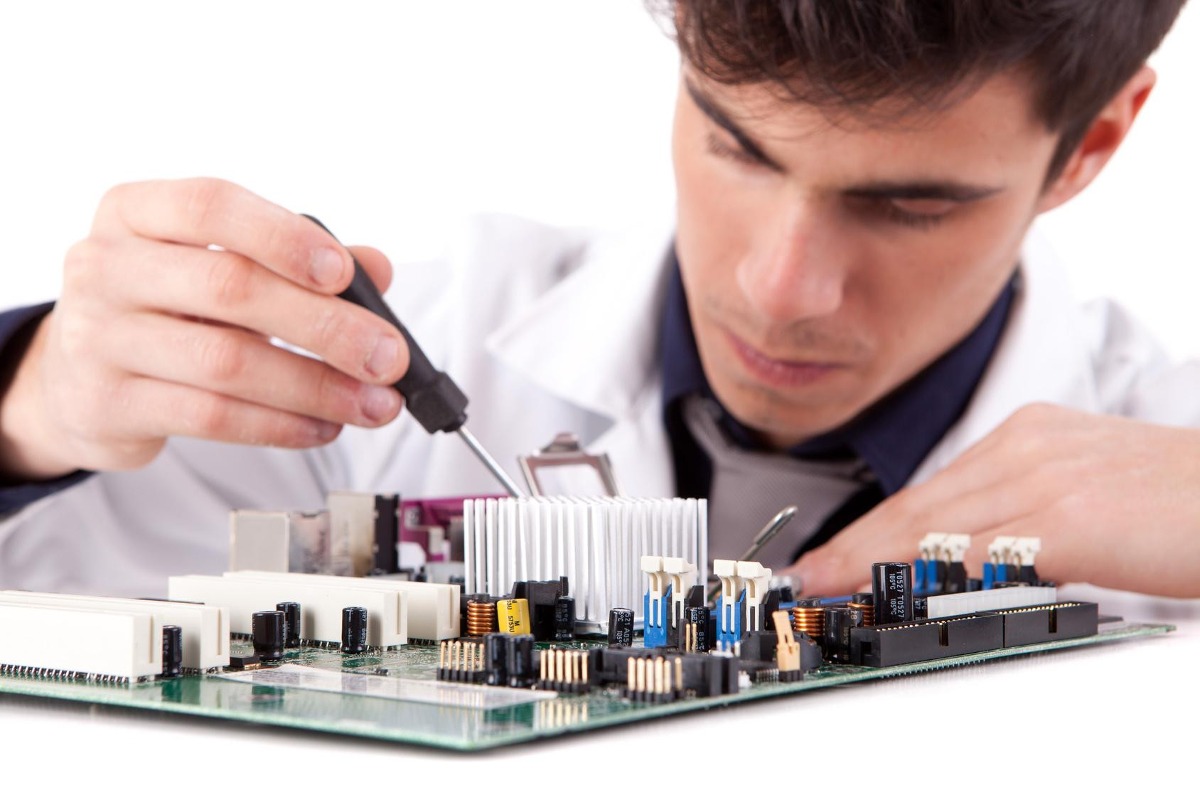 Montagem e Manutenção de Computadores